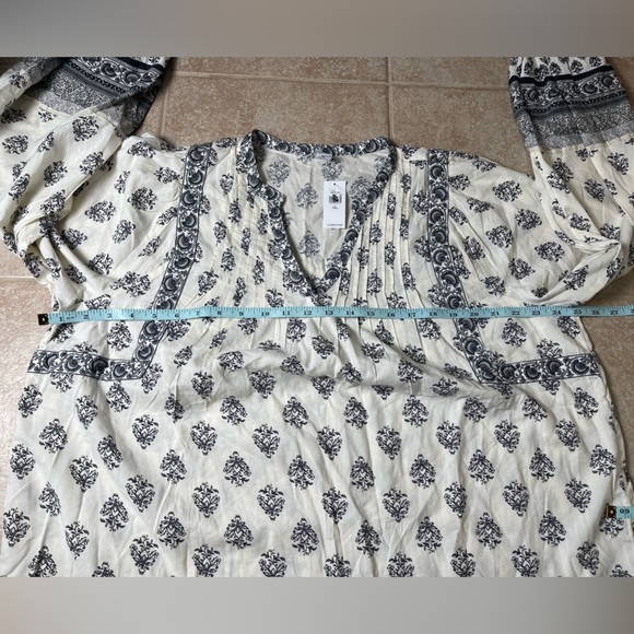Old Navy Long-Sleeve Printed Poet Swing Peasant Blouse, Size Large Tall - Picture 5 of 8
